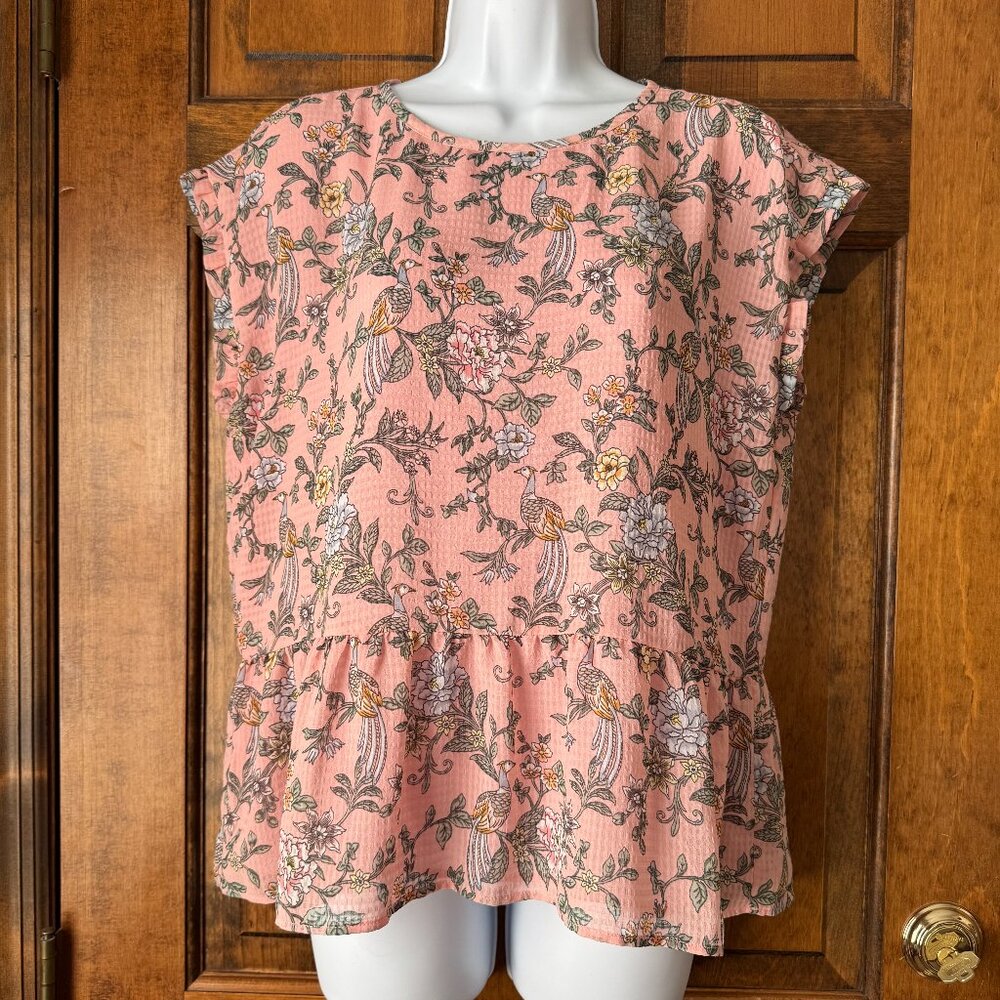 LOFT Pink w/Scattered Flowers & Birds Pullover Cap Sleeve Peplum Blouse Small